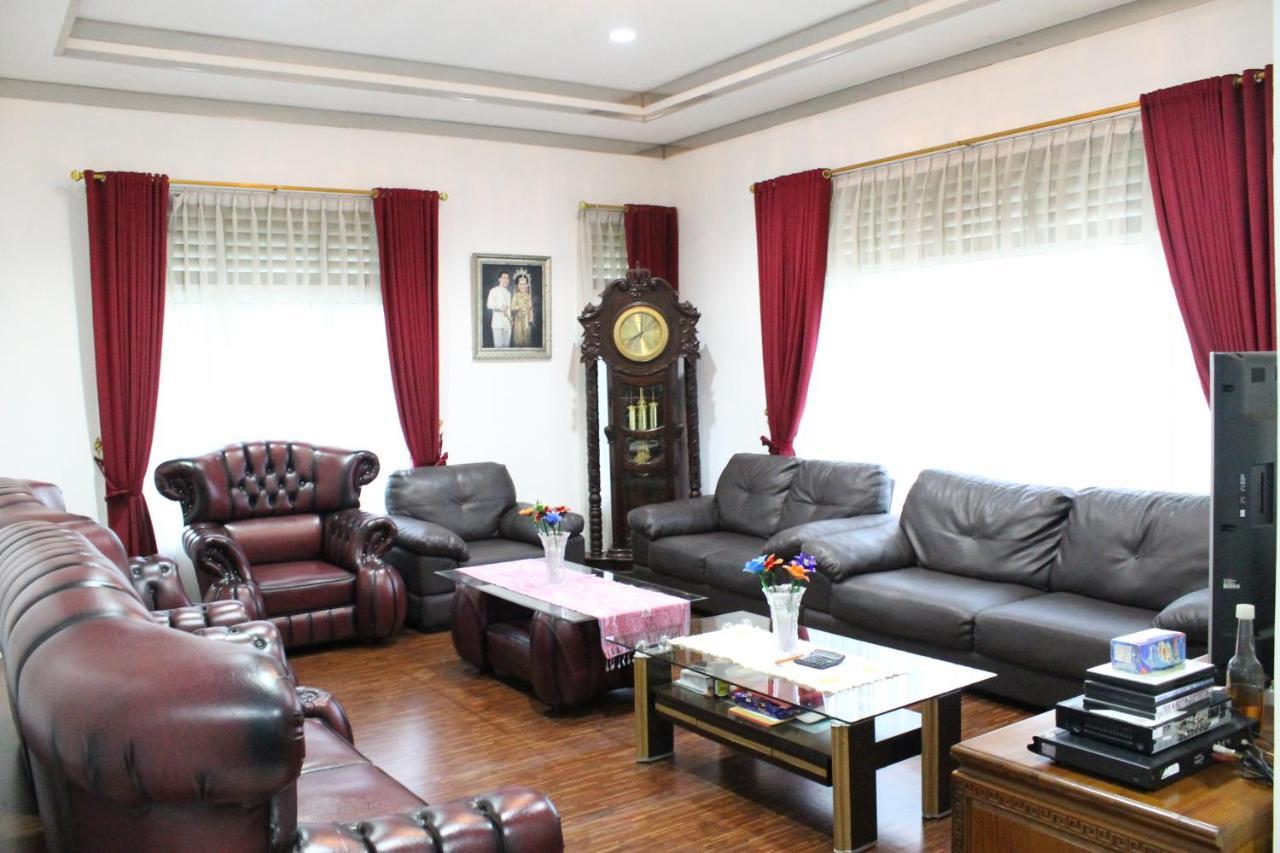 Villa Bukit Berkat Bogor Zewnętrze zdjęcie