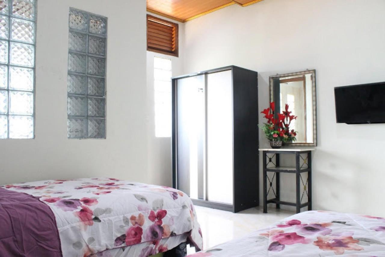 Villa Bukit Berkat Bogor Zewnętrze zdjęcie